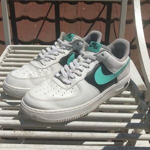 CUSTOM NIKE AIR FORCE 1
